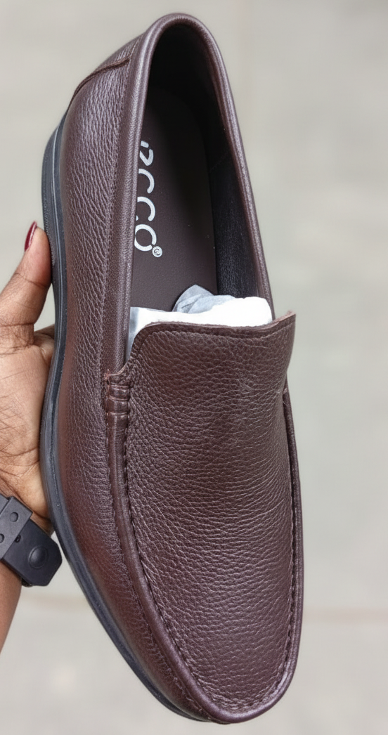 ecco unmarked Comfort Leather Loafers