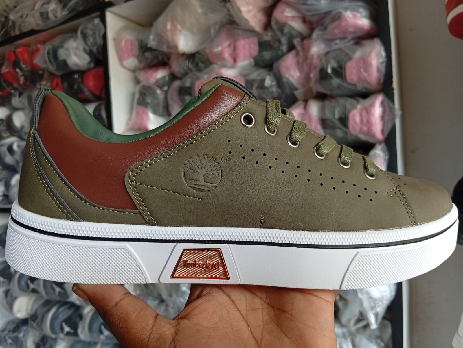 ✨Timberland Premium Low-Top Sneakers✨