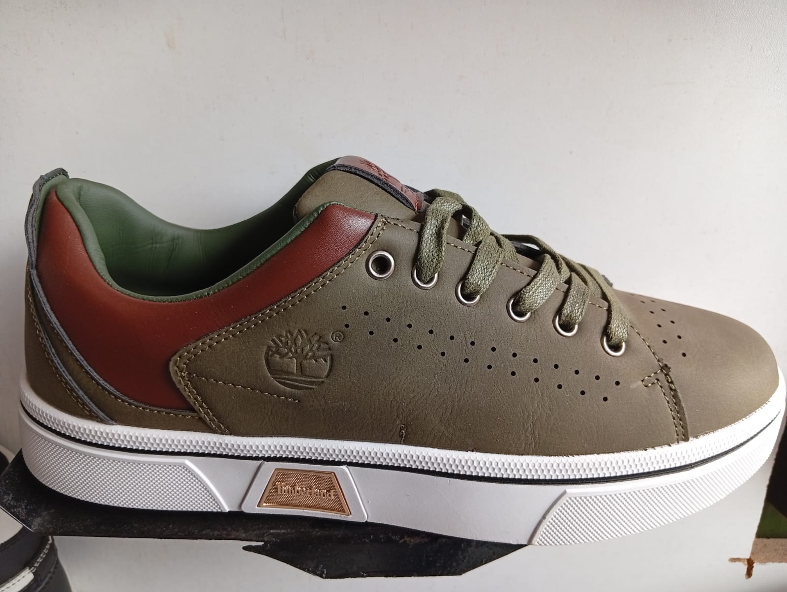 ✨Timberland Premium Low-Top Sneakers✨