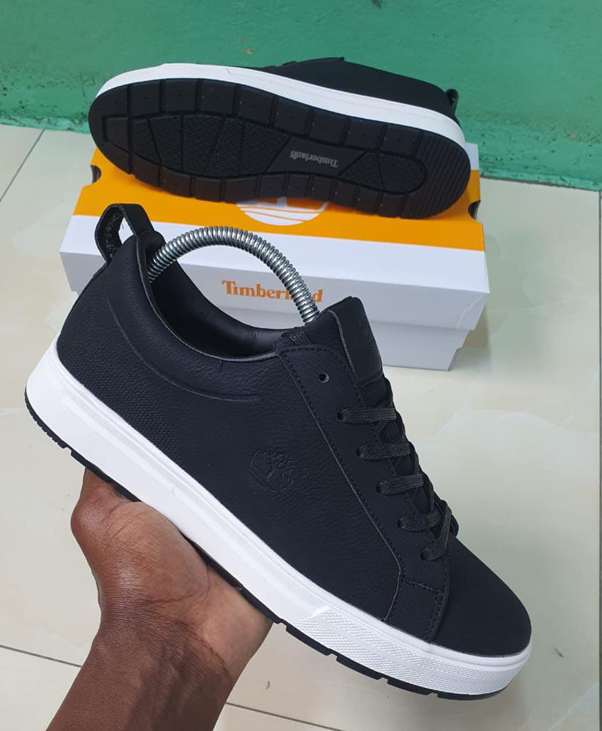 Timberland Men’s Premium Leather Low-Top Casual Sneakers