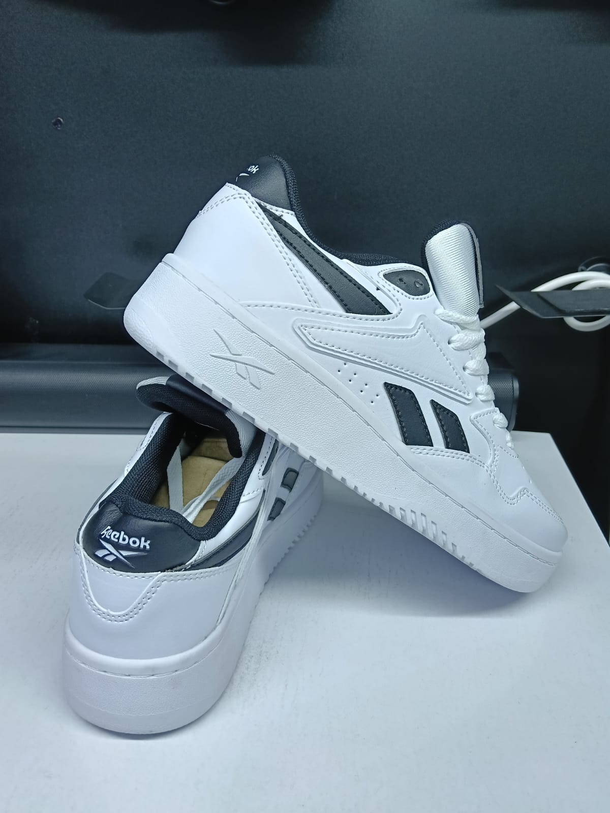 CourtFlex Low-Top Sneakers – Premium Everyday Street Style