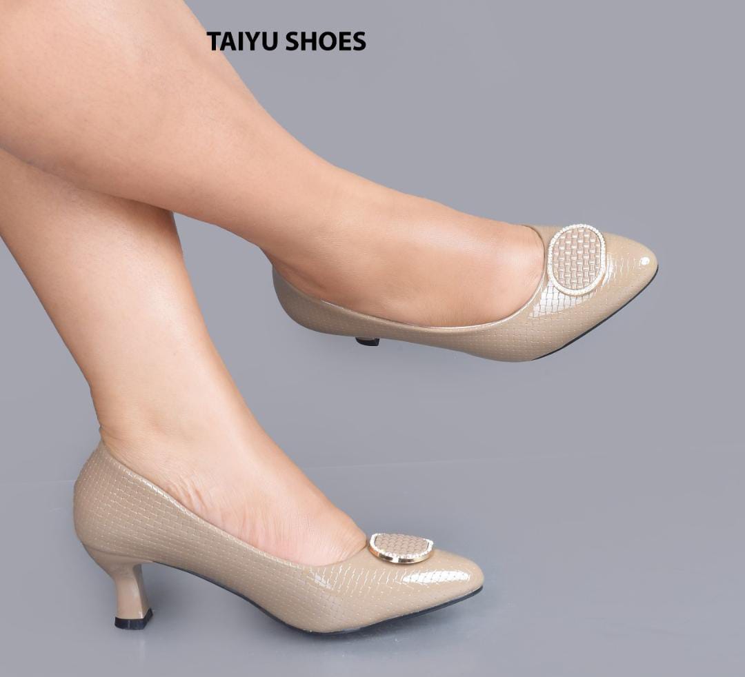 Taiyu Women’s Low Heel Elegance