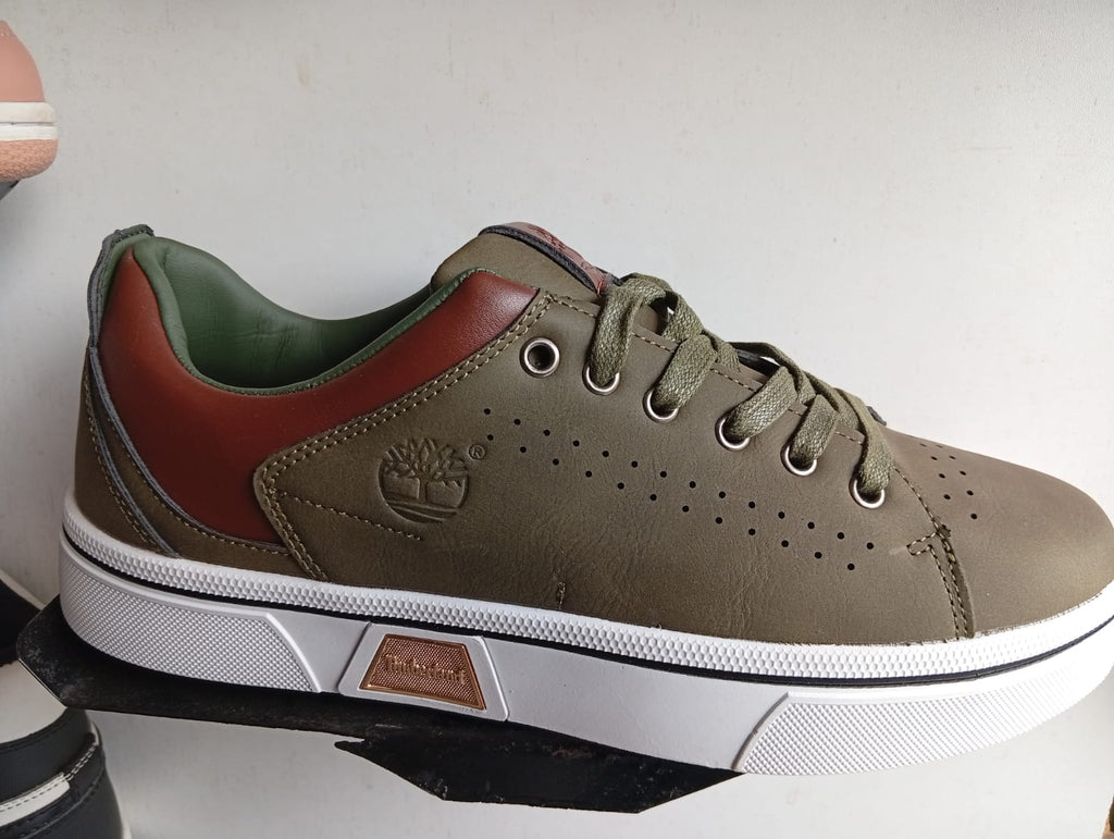 ✨Timberland Premium Low-Top Sneakers✨