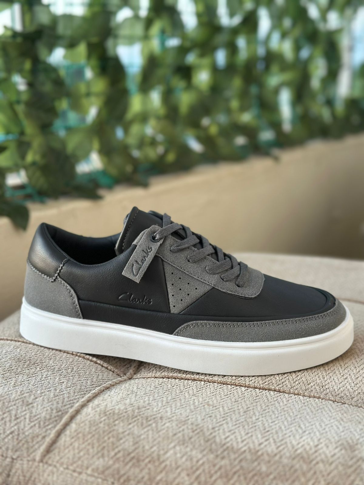 Heritage Flex Casual Sneakers
