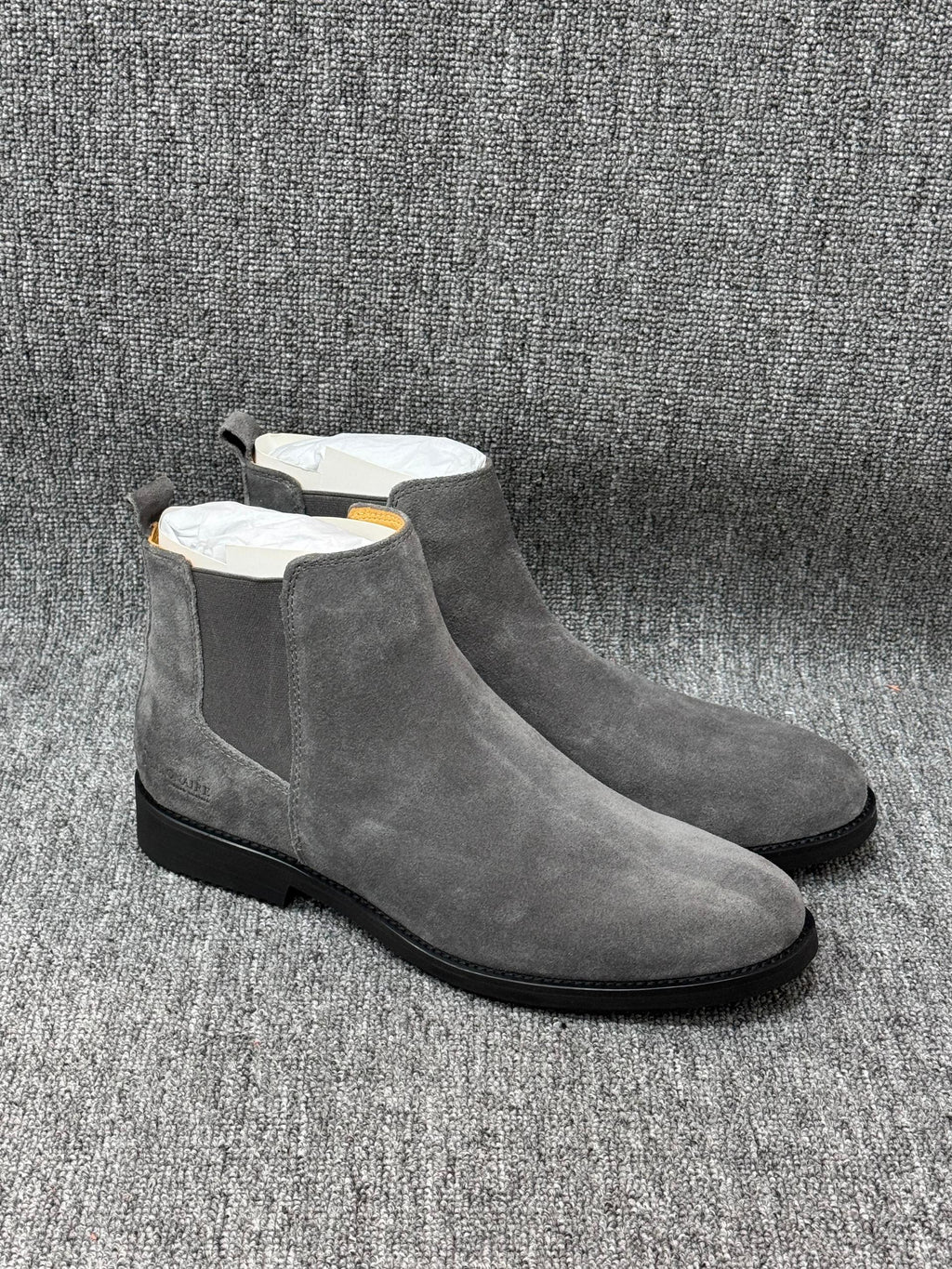 Velo Elite Suede Chelsea Boots
