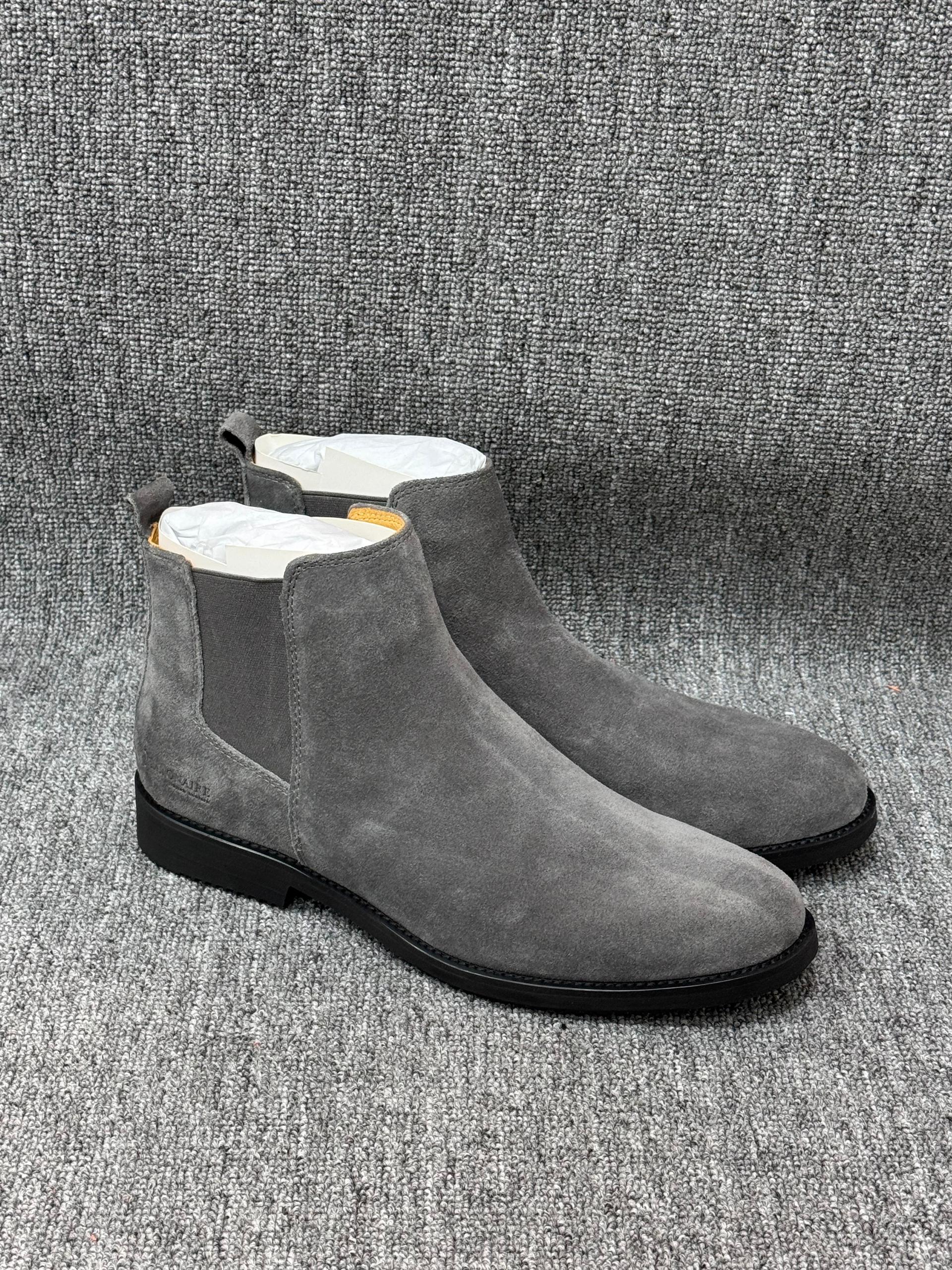 Velo Elite Suede Chelsea Boots