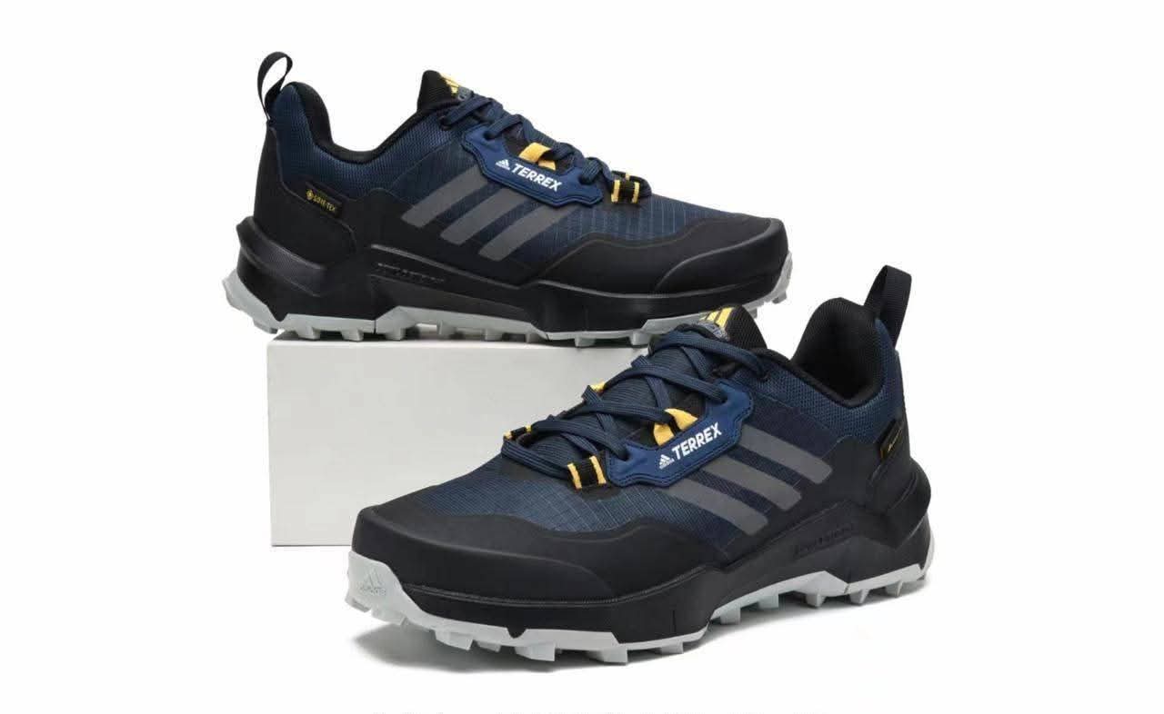 Outdoor Trail Sneakers