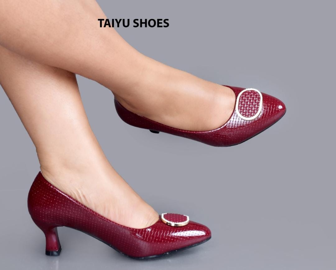 Taiyu Women’s Low Heel Elegance