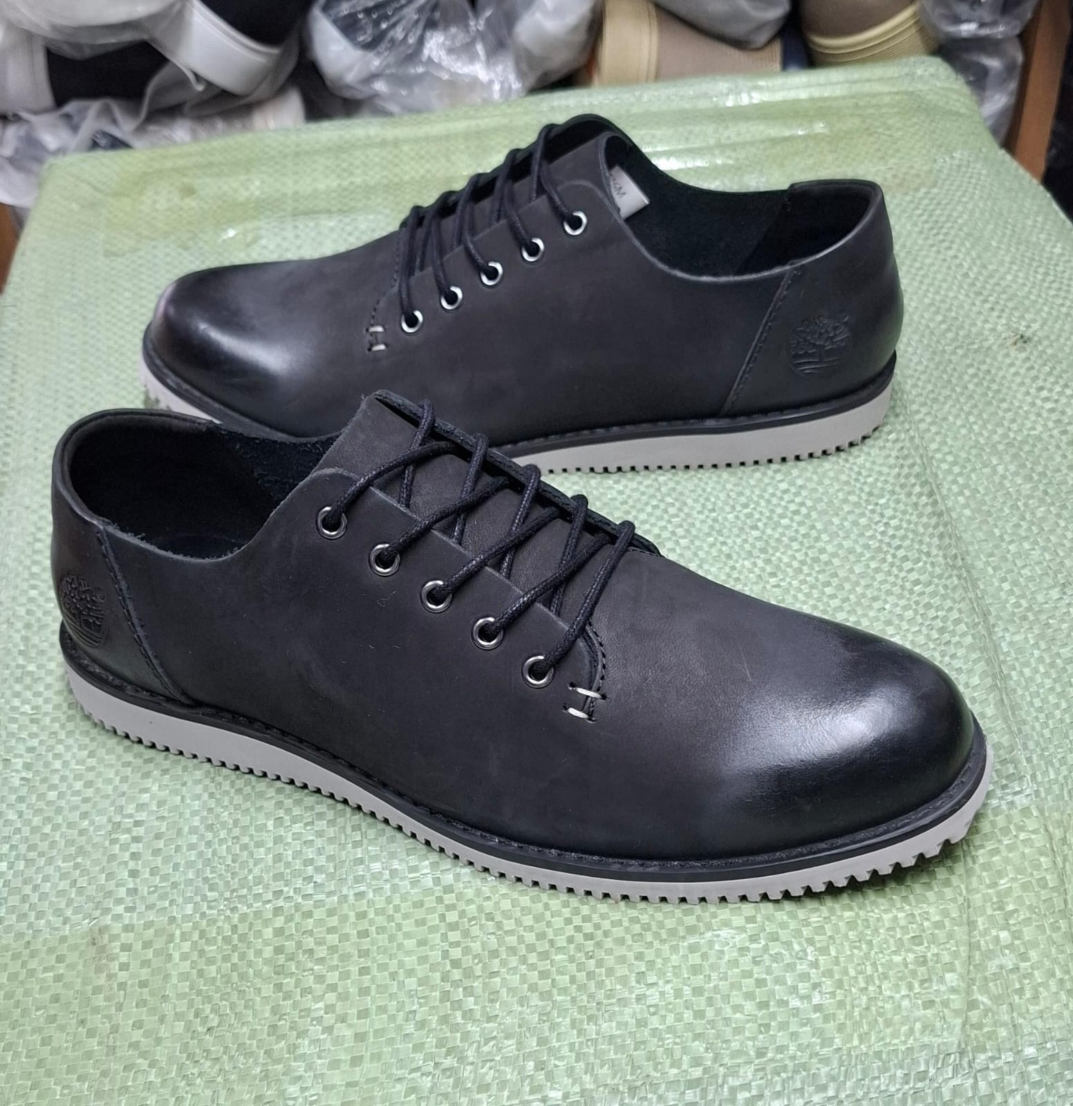 UrbanForge Classic Lace-Up