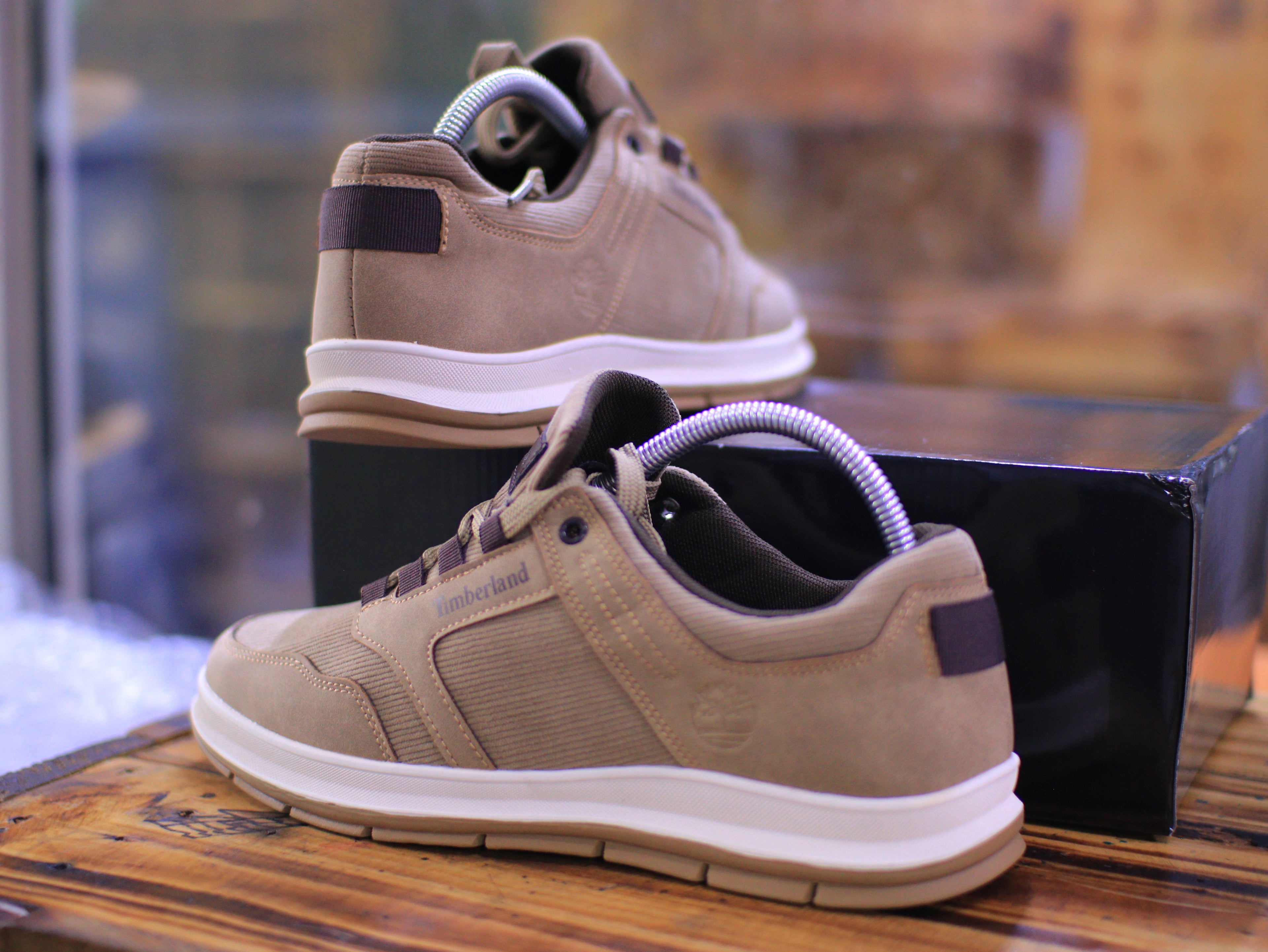 Men’s Outdoor Casual Sneakers – Classic Comfort Walkers