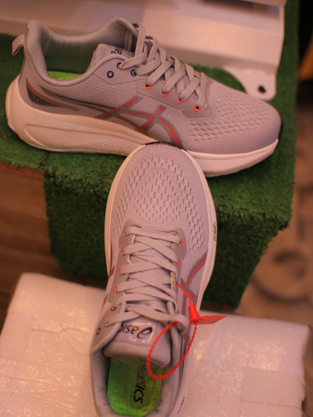 Lightweight Running Sneakers