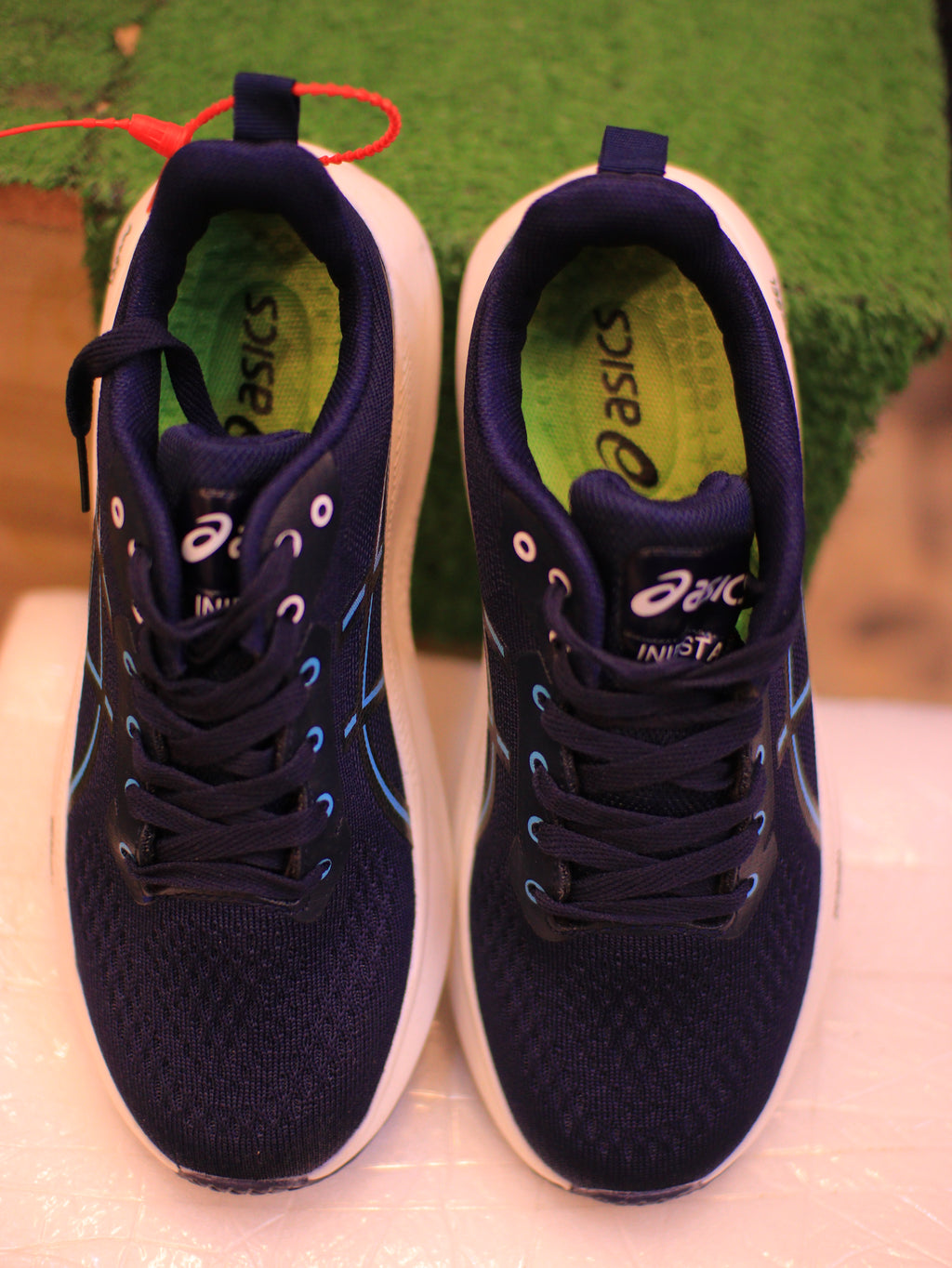 Lightweight Running Sneakers