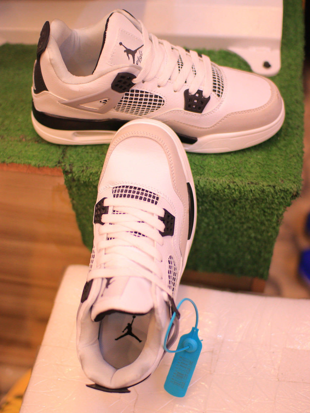 Retro Classic Sneakers