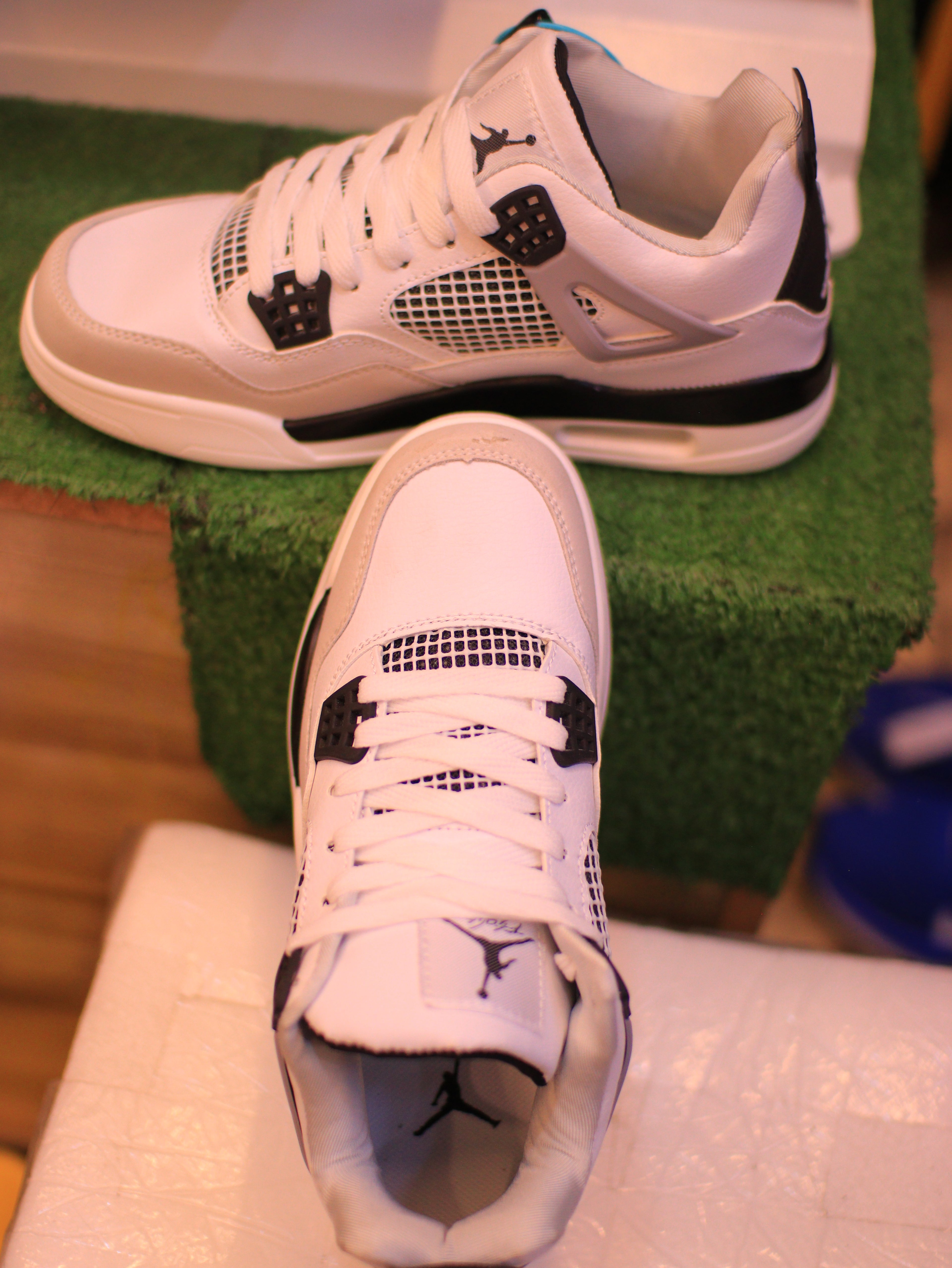 Retro Classic Sneakers