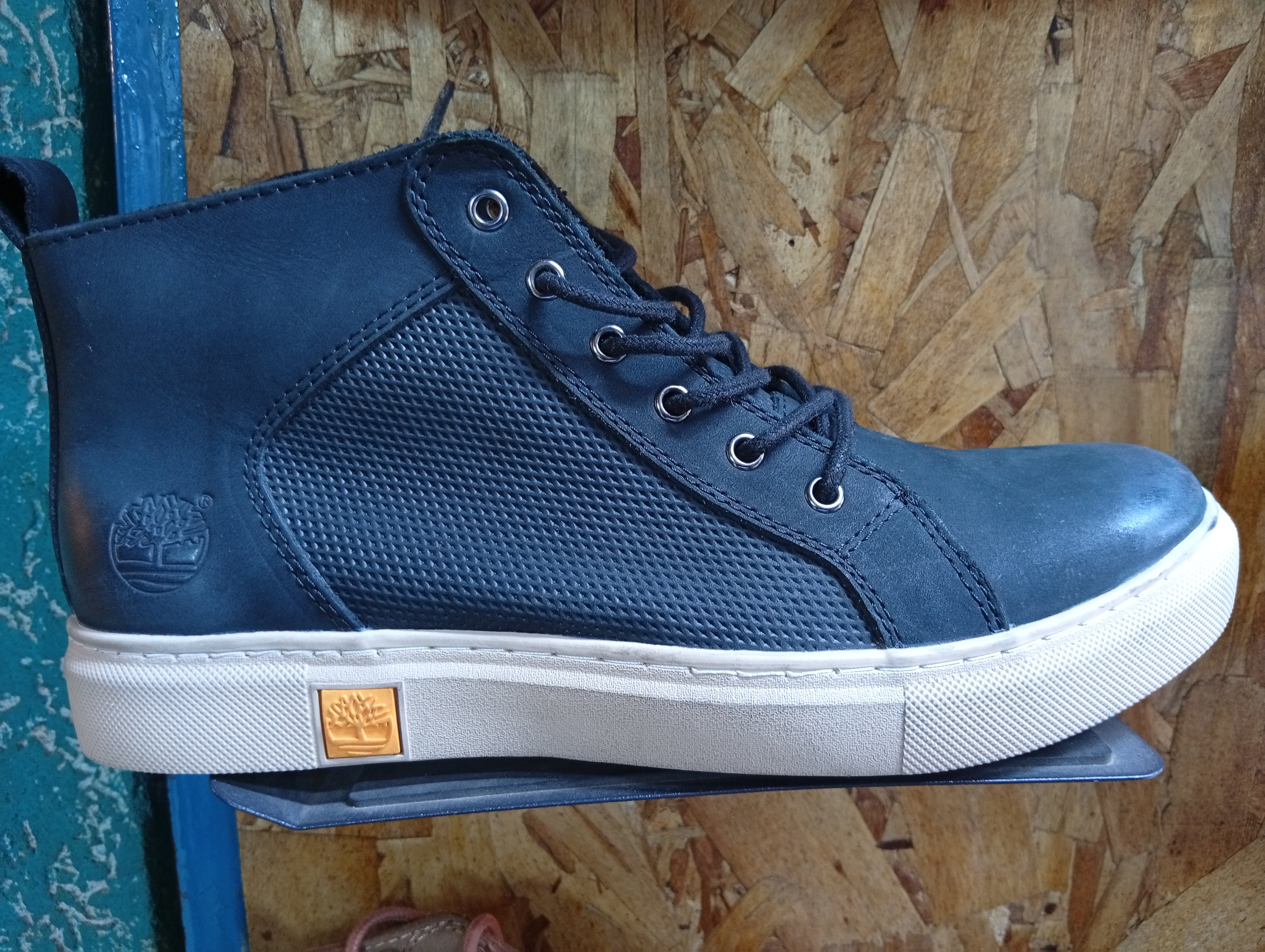 Urban Rise High-Cut Casual Sneakers