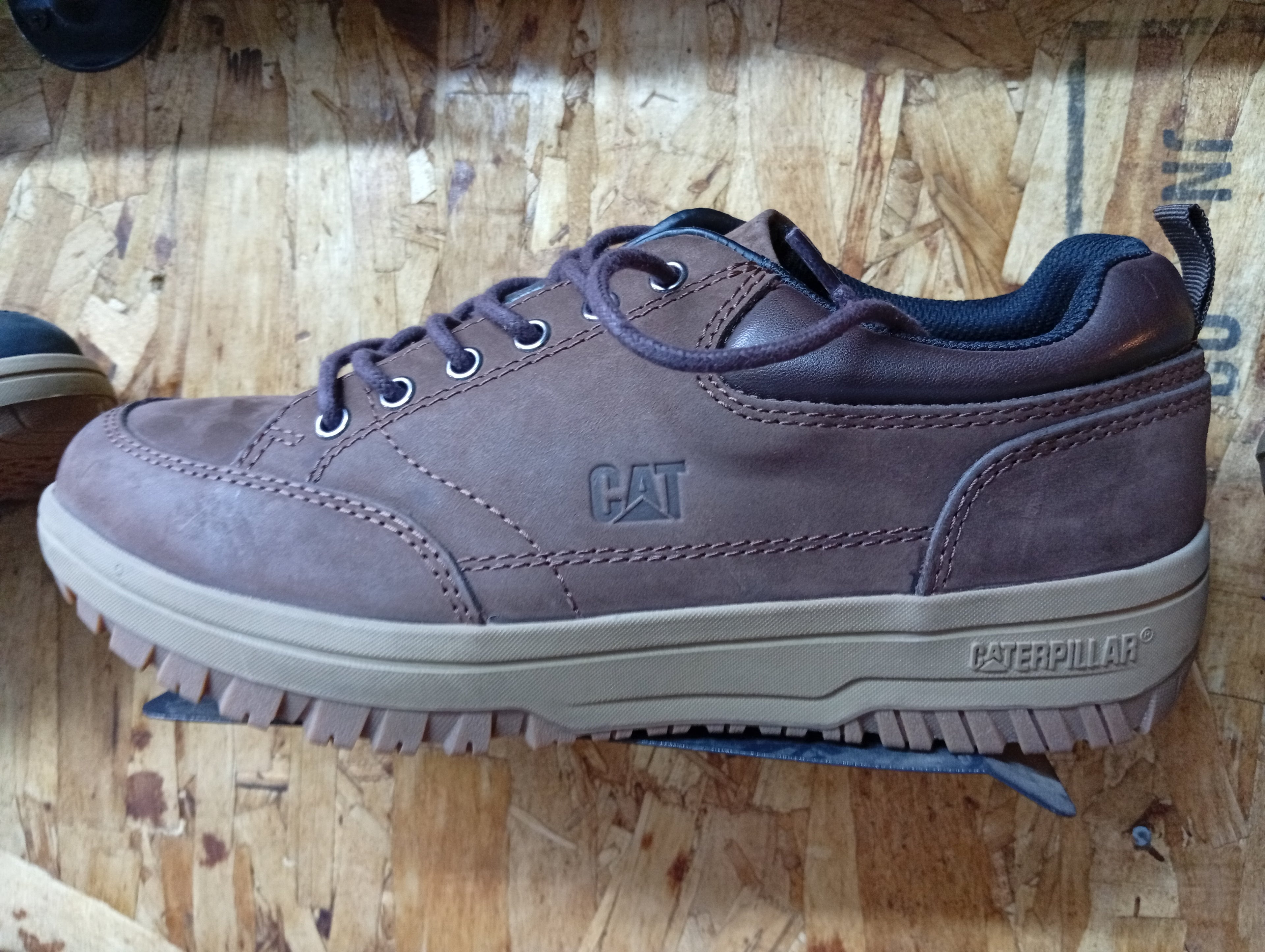 Trail Flex Low Utility Casual Sneakers