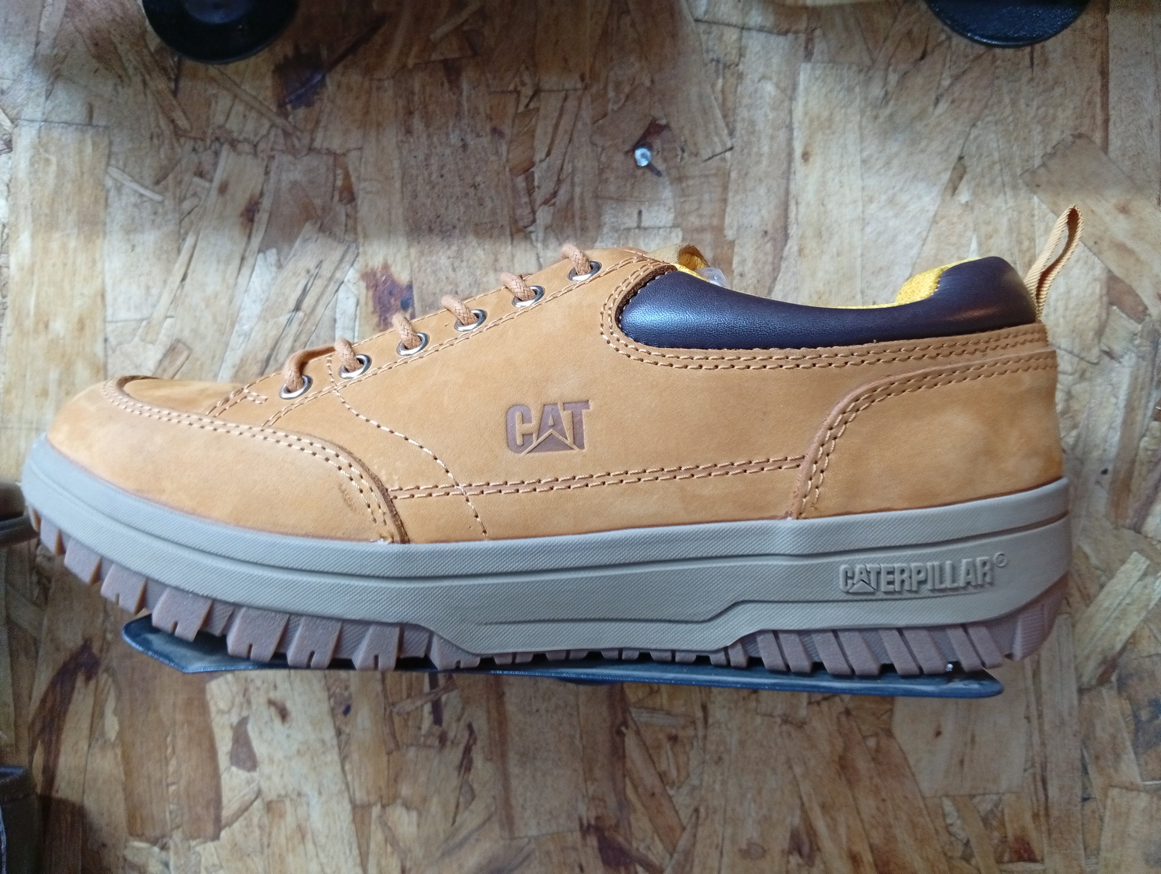 Trail Flex Low Utility Casual Sneakers