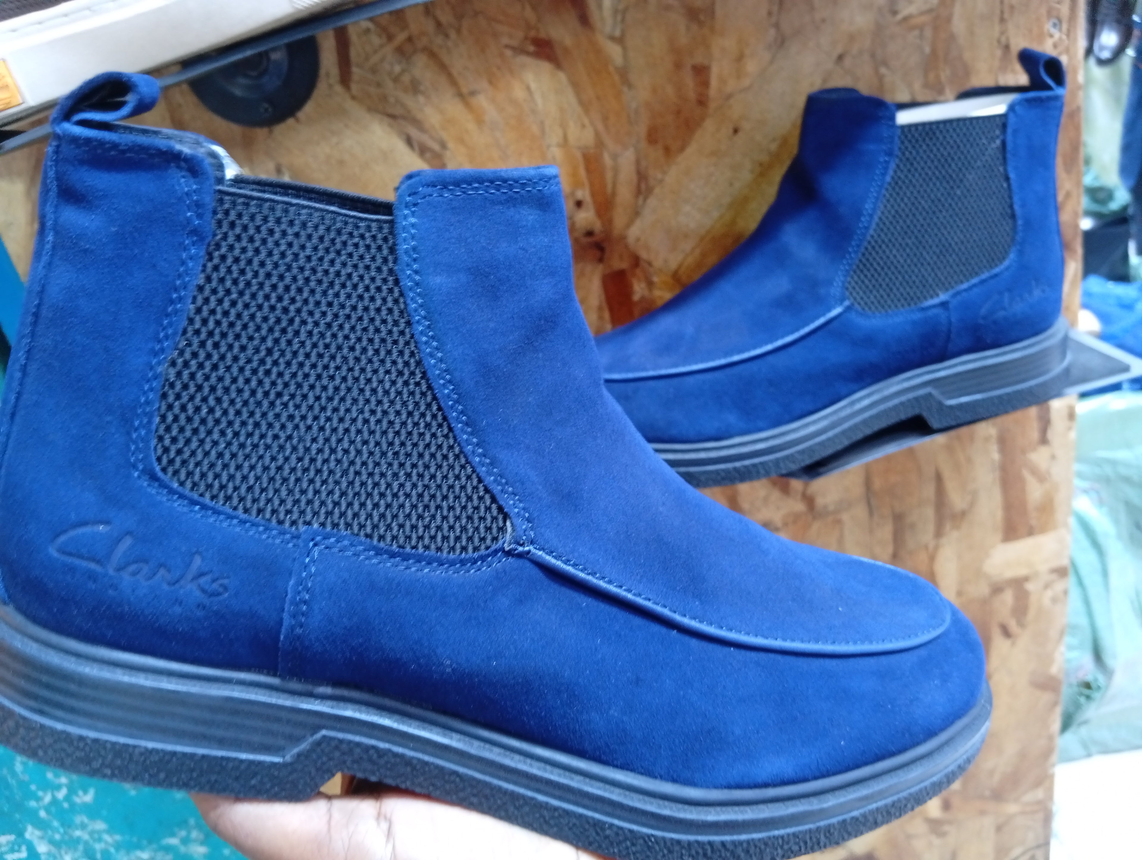 Men’s Suede Chelsea Boots