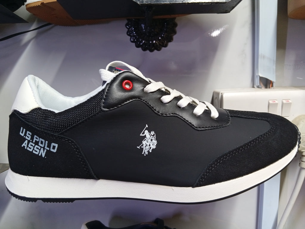 ✨U.P.N. Classic Rider Sneakers✨