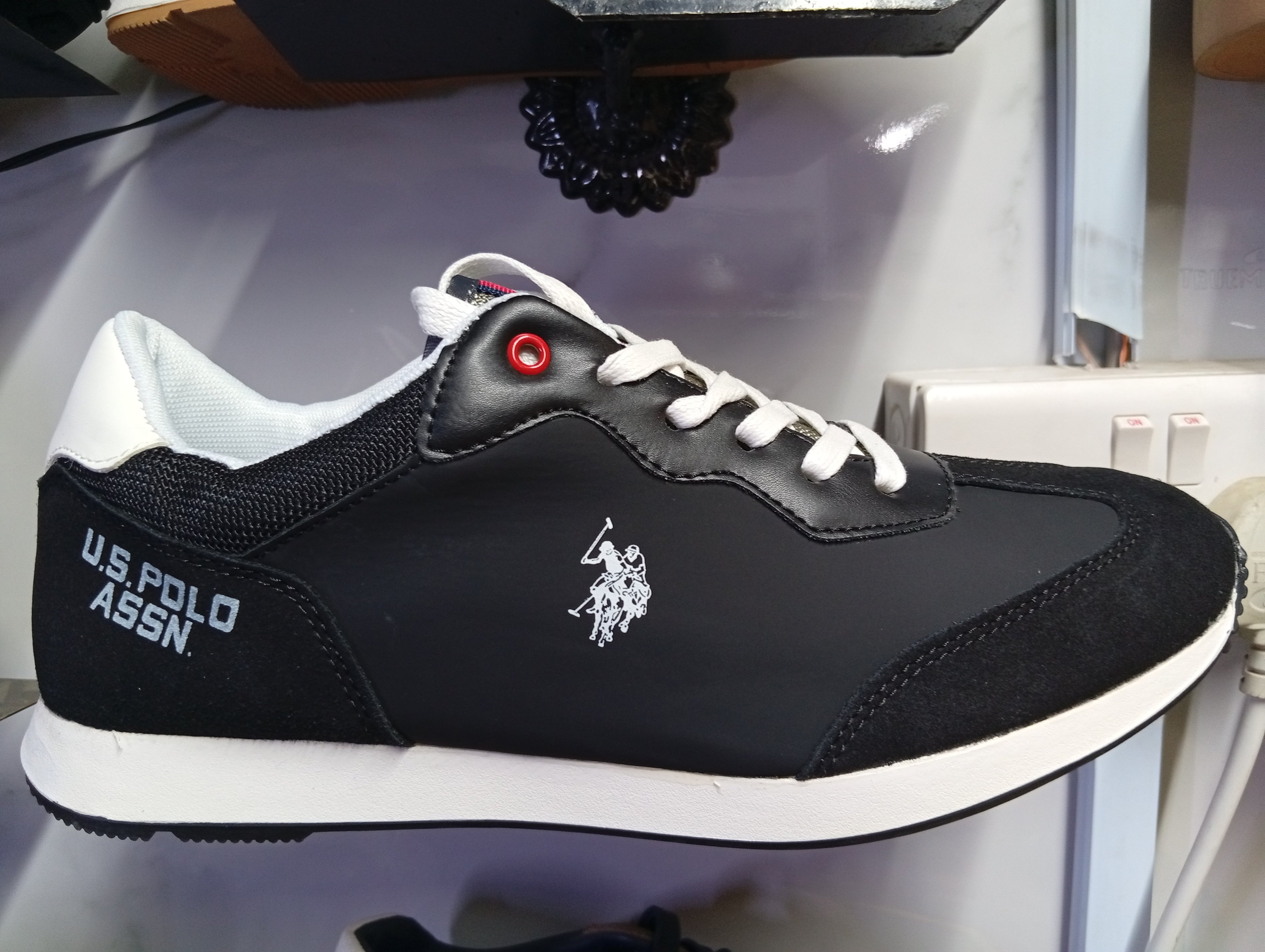 ✨U.P.N. Classic Rider Sneakers✨