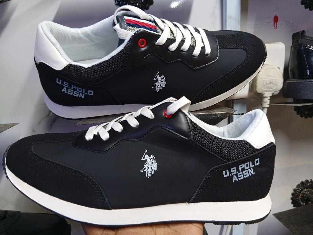 ✨U.P.N. Classic Rider Sneakers✨