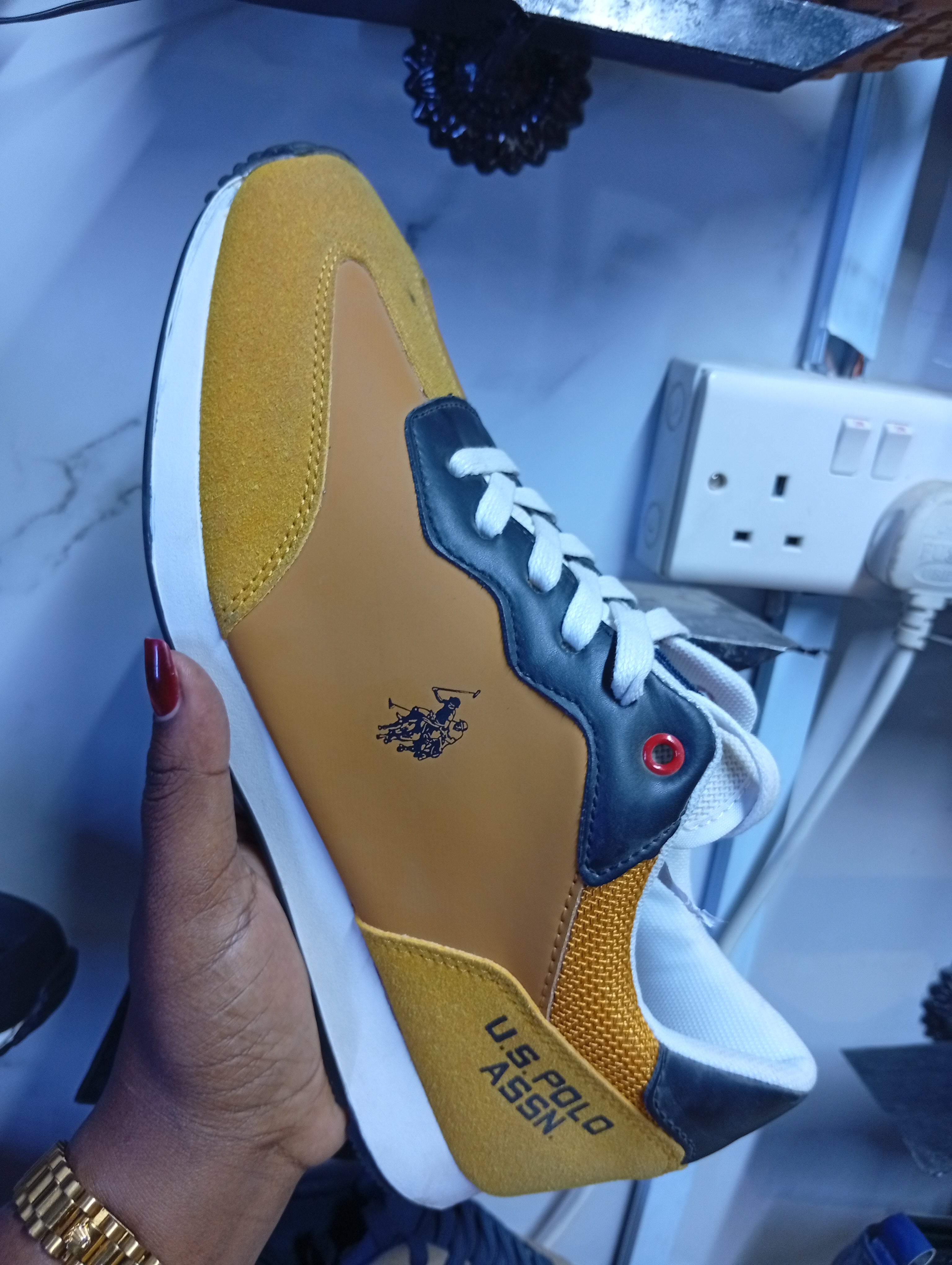 ✨U.P.N. Classic Rider Sneakers✨