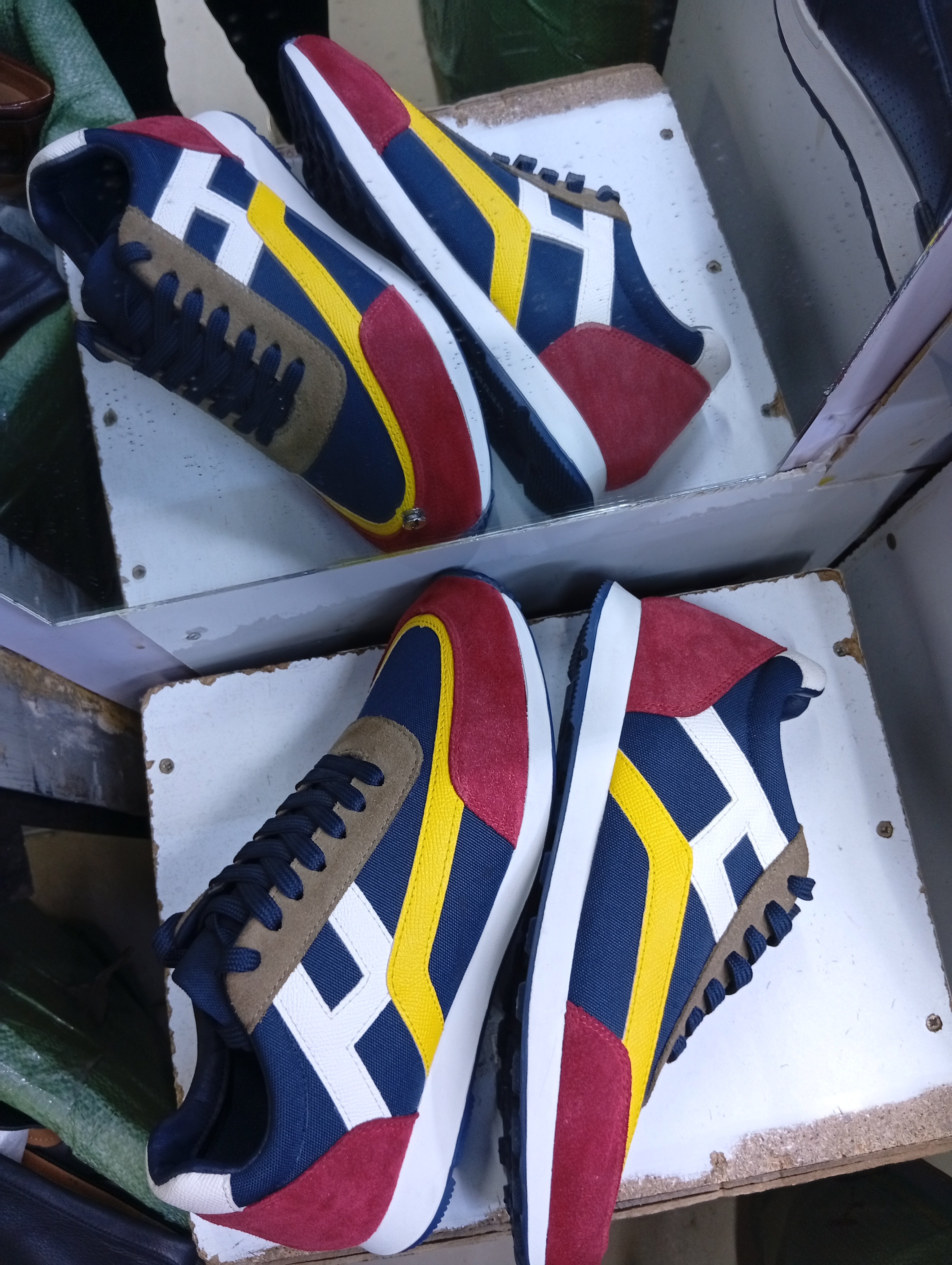 Harms “H-Stride Retro Runner” Sneakers