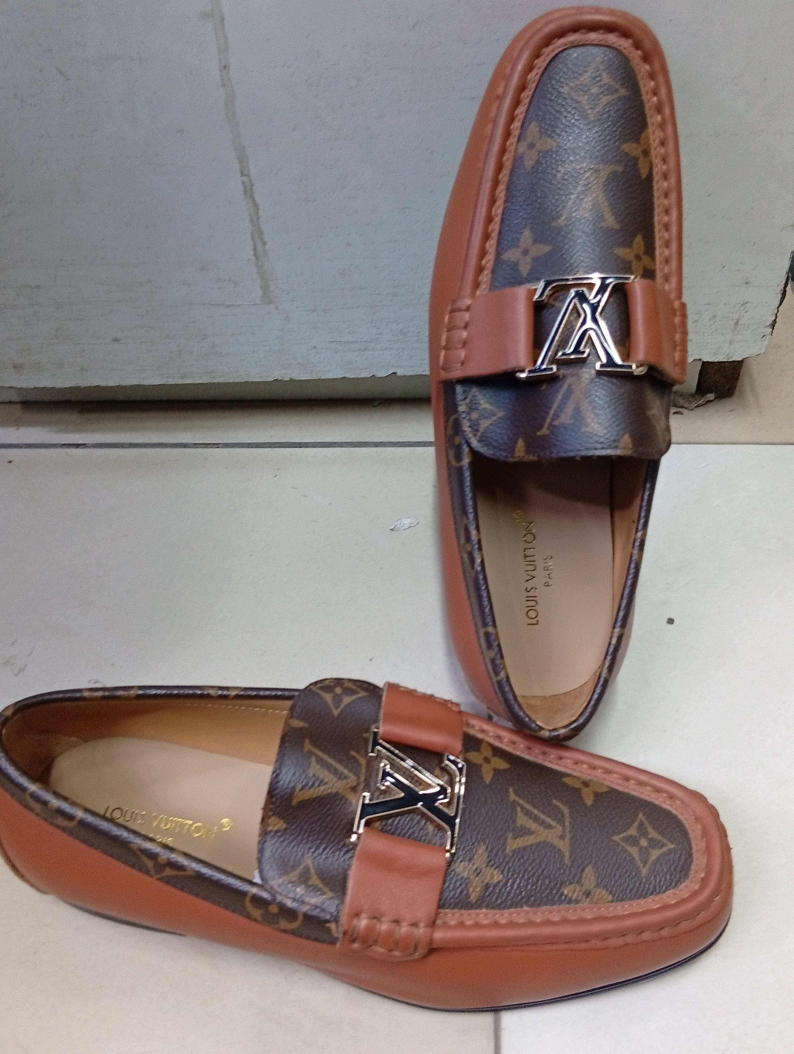 Lo_Vu Monogram Leather Loafers – Premium Designer Style