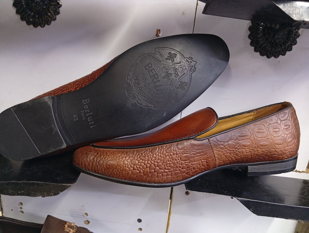 B_Crocodile-Embossed Luxury Loafers – Premium Italian-Inspired Elegance