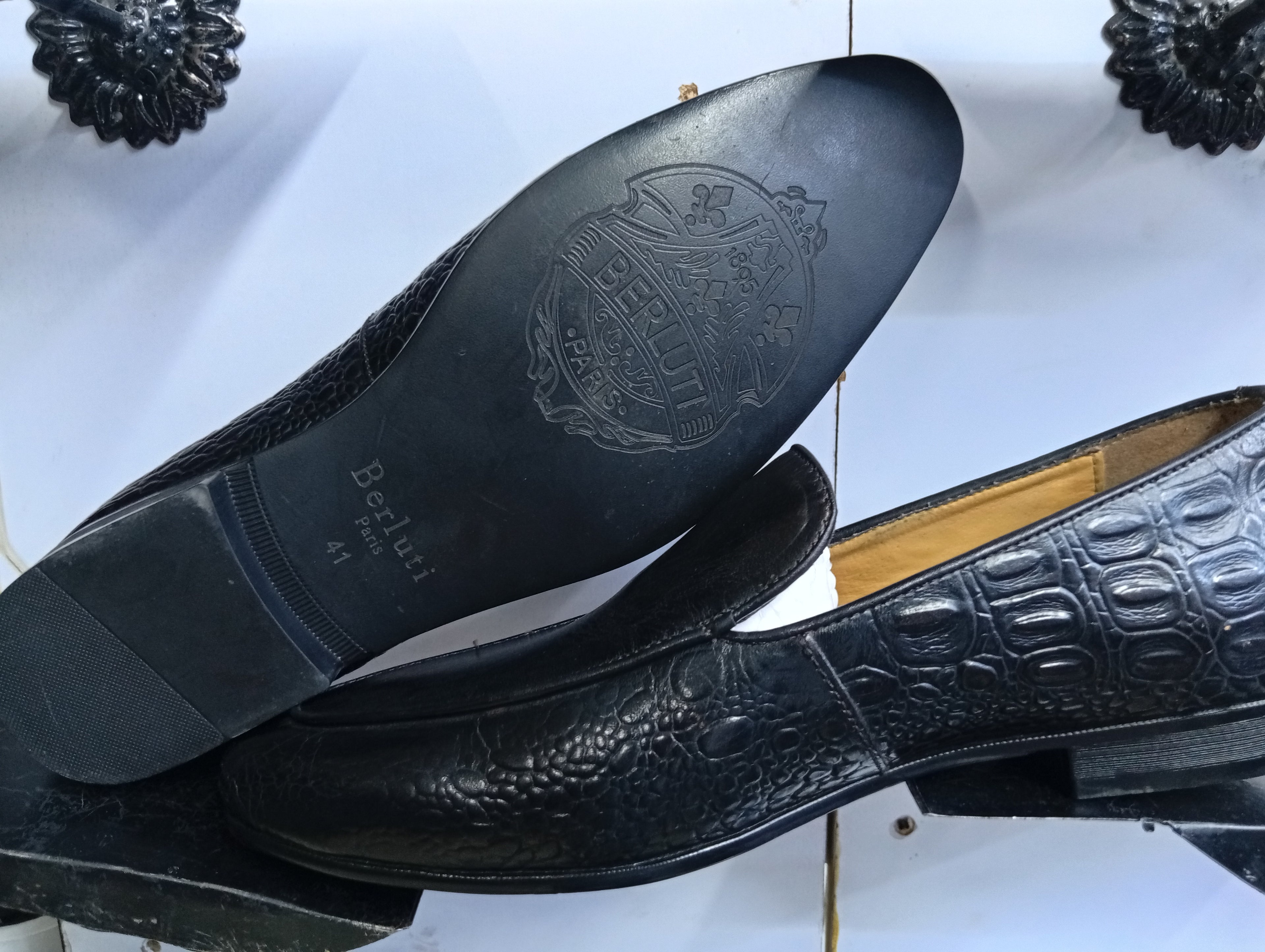 B_Crocodile-Embossed Luxury Loafers – Premium Italian-Inspired Elegance