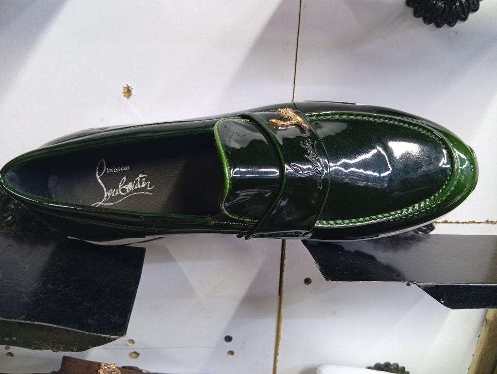 C L Glossy Green Loafers – Gold Panther Detail | Luxury Men’s Slip-On