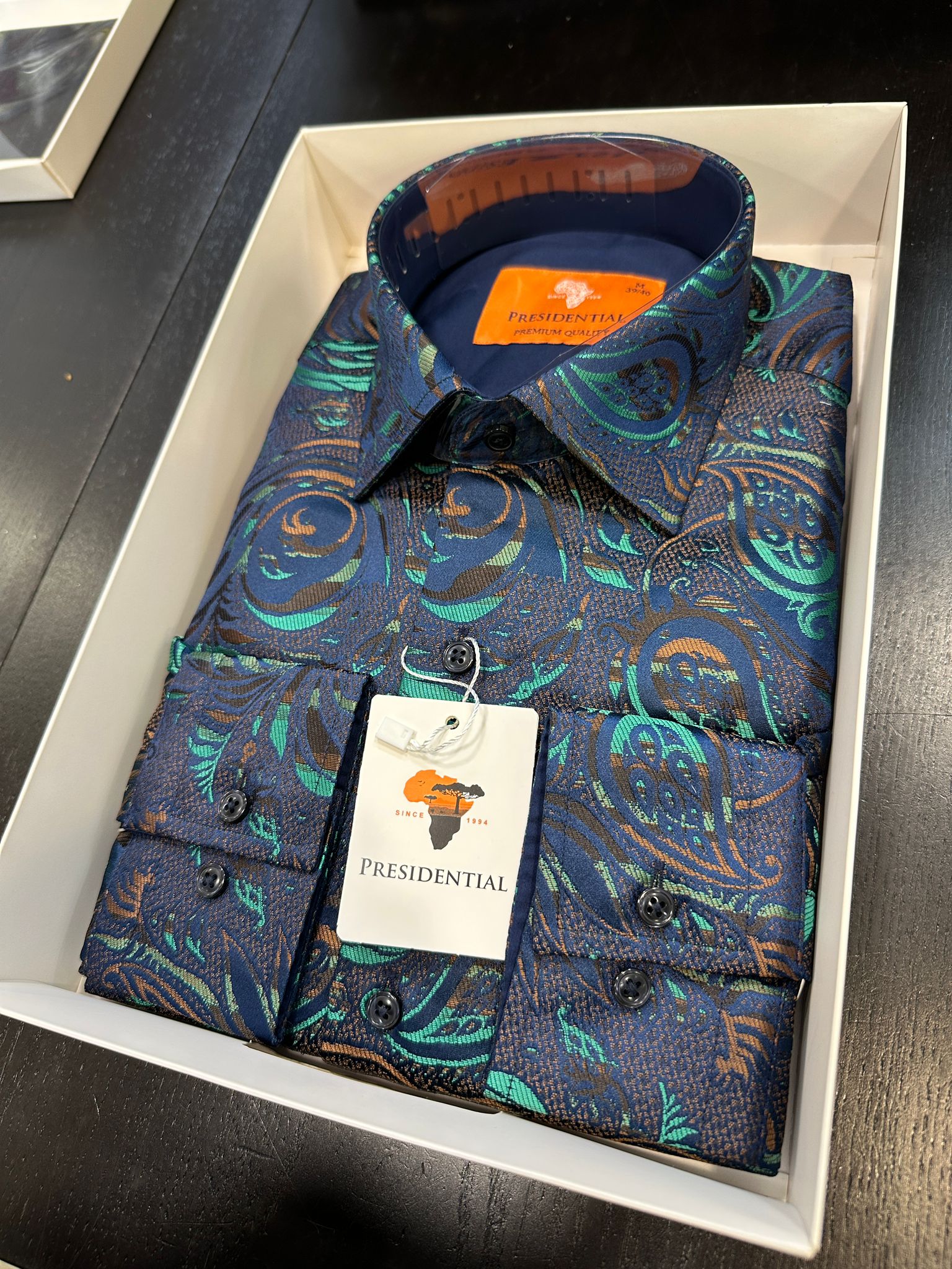 Presidential Premium African Paisley Dress Shirt – Luxury Men’s Button-Up