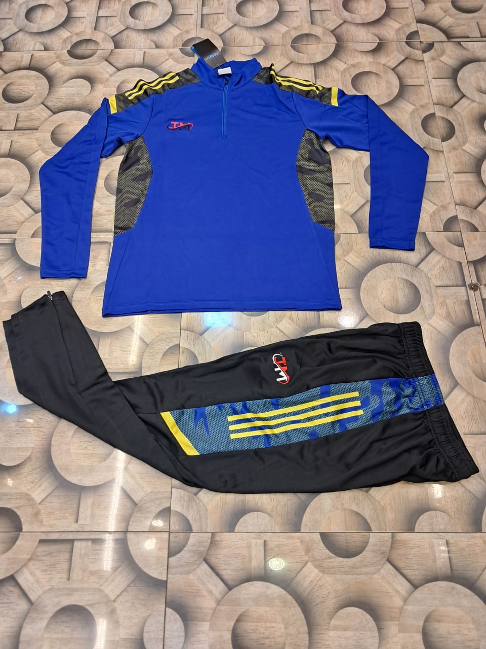 Men’s Sports Tracksuit Set – Jacket & Joggers