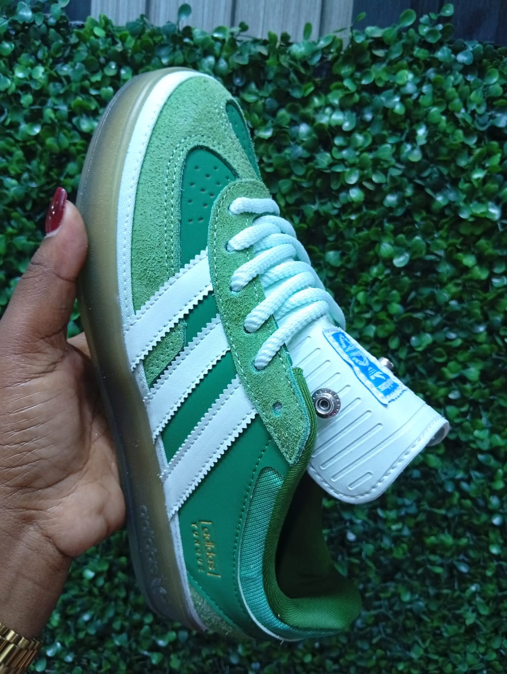 Classic Low-Top Street Style Shoes - Bad Bunny