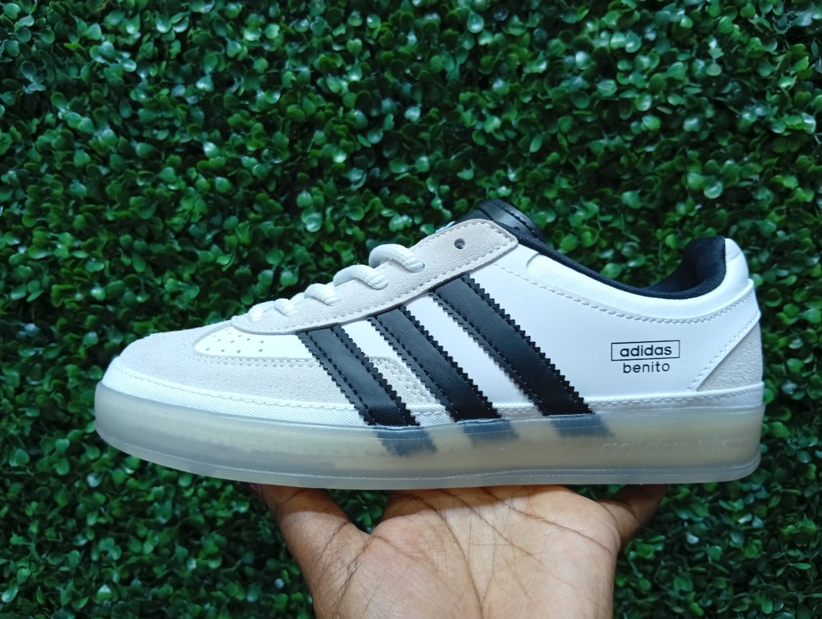 Classic Low-Top Street Style Shoes - Bad Bunny