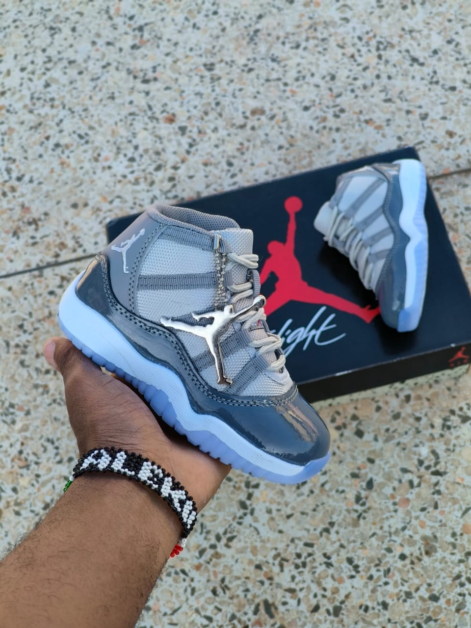 Kids Jordan Retro-Style Sneaker – Black/Blue