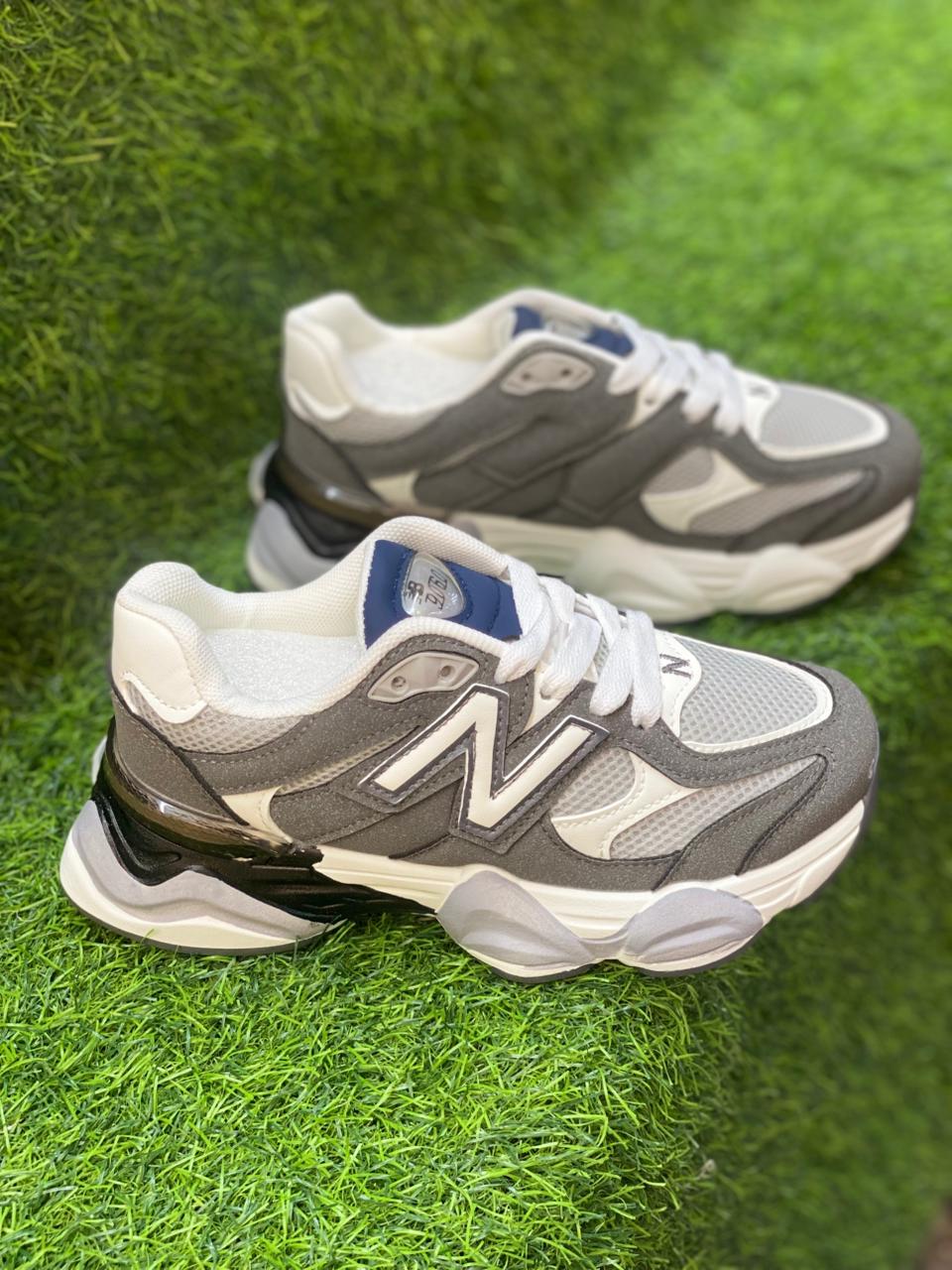 Kids Chunky Pink Athletic Sneakers – Breathable Mesh & Suede Comfort Runners