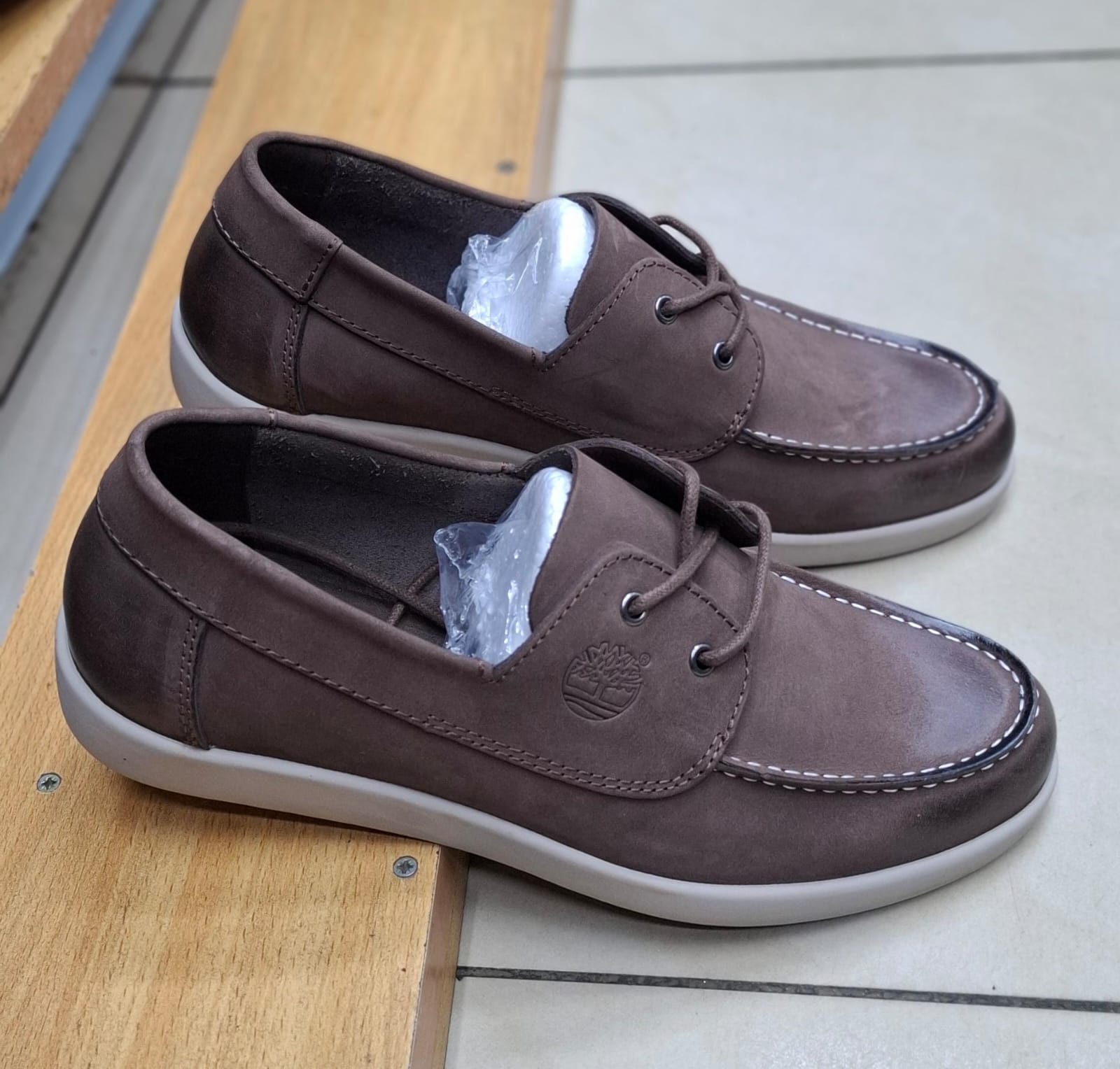 Men’s Casual Leather Moc-Toe Lace-Up Shoes