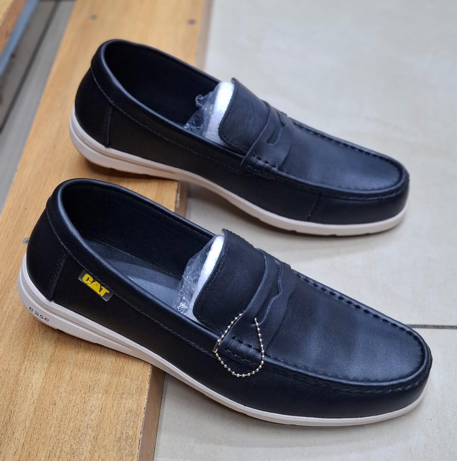 CAT Men’s Classic Leather Loafers