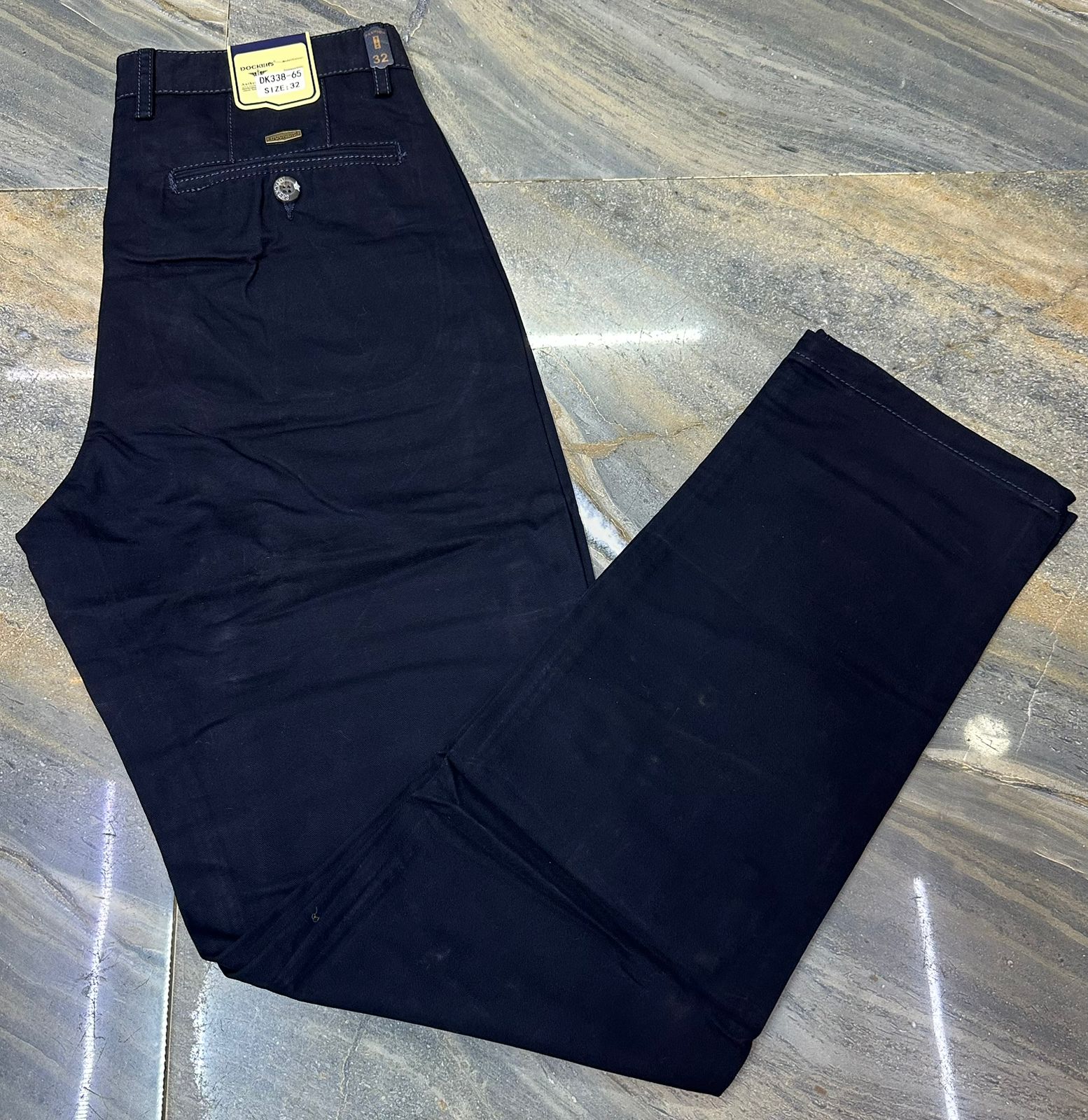 Dockers Premium Soft Khakis – Slim-Fit Men’s Trousers