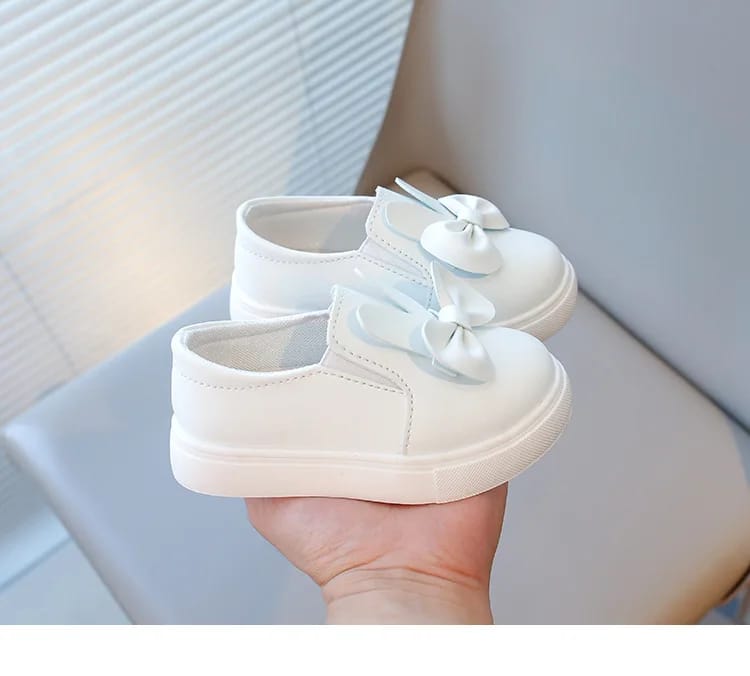 Girls Bow Slip-On Shoes – Soft Sole Toddler Casual Sneakers