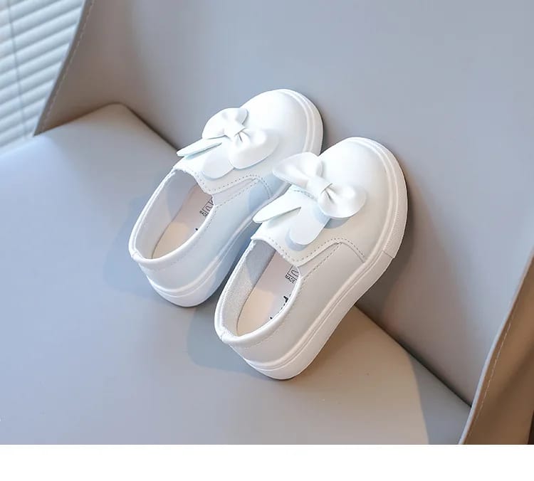 Girls Bow Slip-On Shoes – Soft Sole Toddler Casual Sneakers