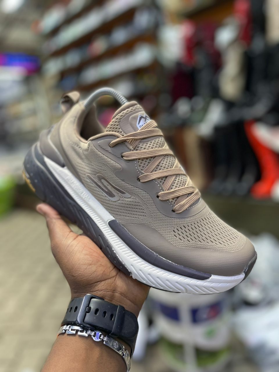 Breathable Lightweight Cushion Sneakers for Training & Everyday Wear