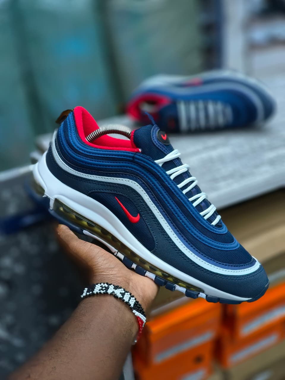 Air-Cushion Street Sneakers – Lightweight Performance Trainers