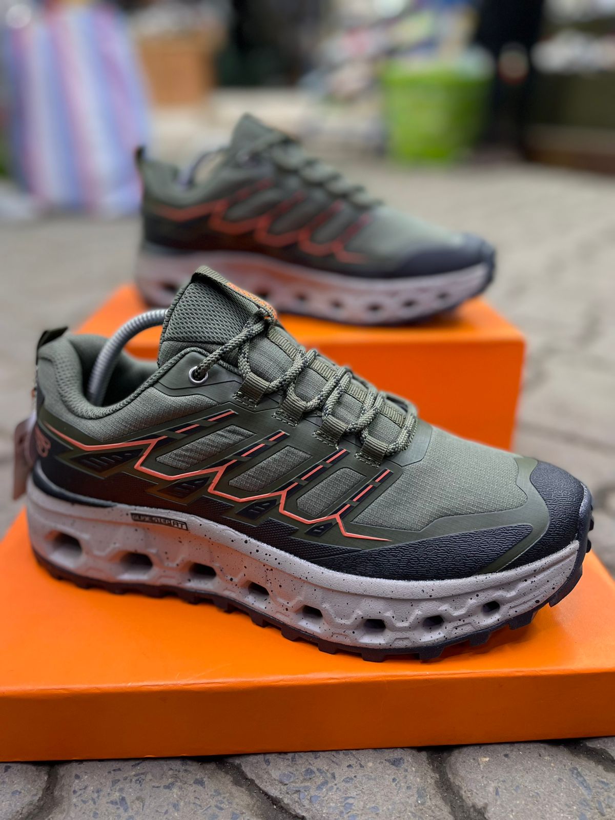 Men’s Chunky Sport Sneakers – All-Terrain Lightweight Outdoor Shoes