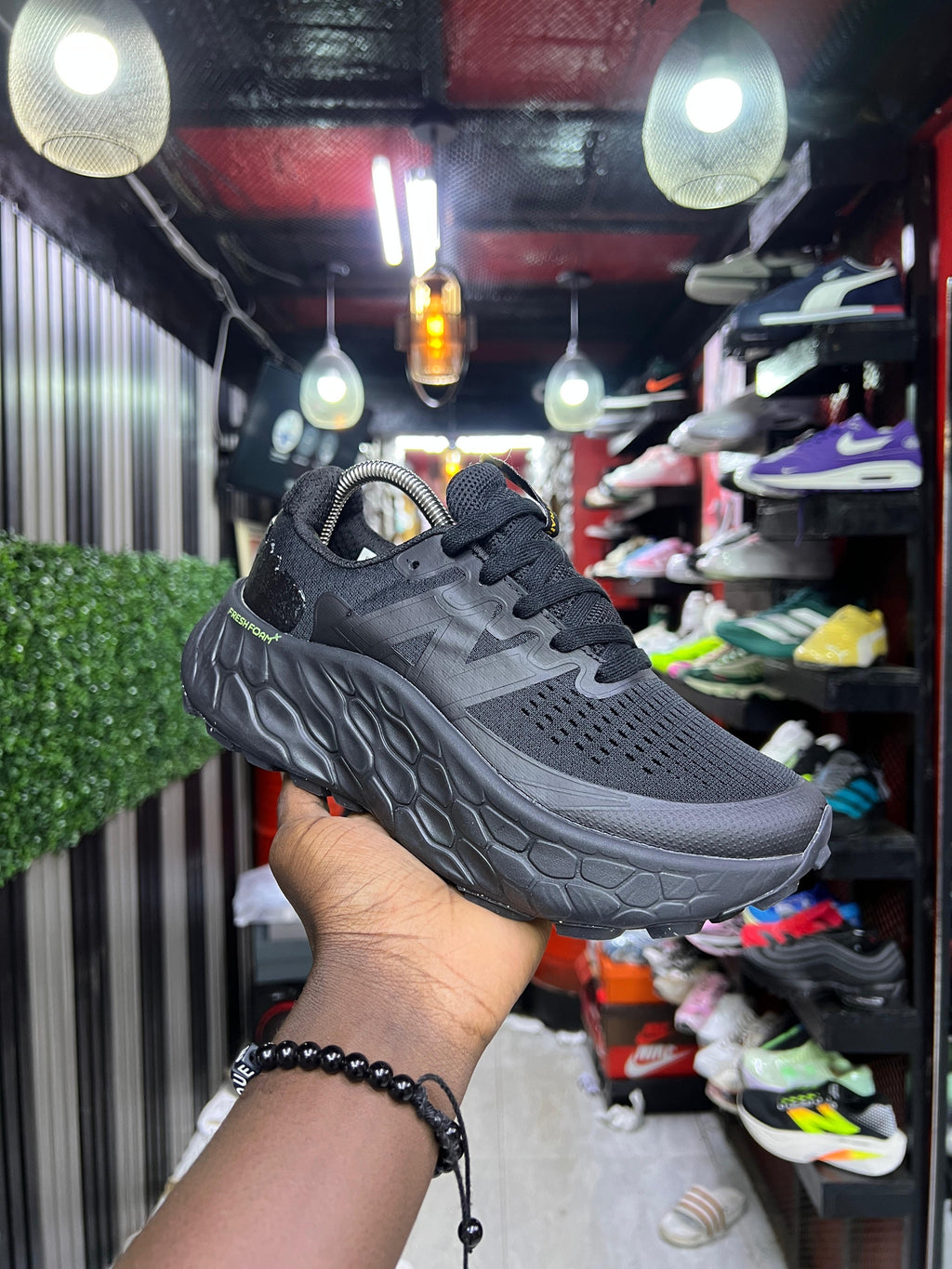 New Balance Men’s Black Running Shoes – Fresh Foam Cushioned Performance Sneakers