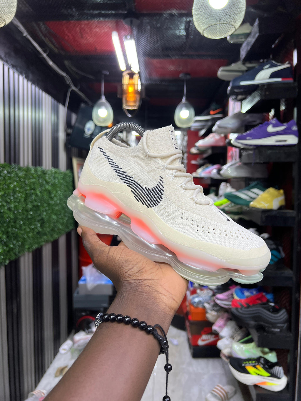 Nike Air Max Scorpion Flyknit Sneakers – Cushioned Performance Running Shoes