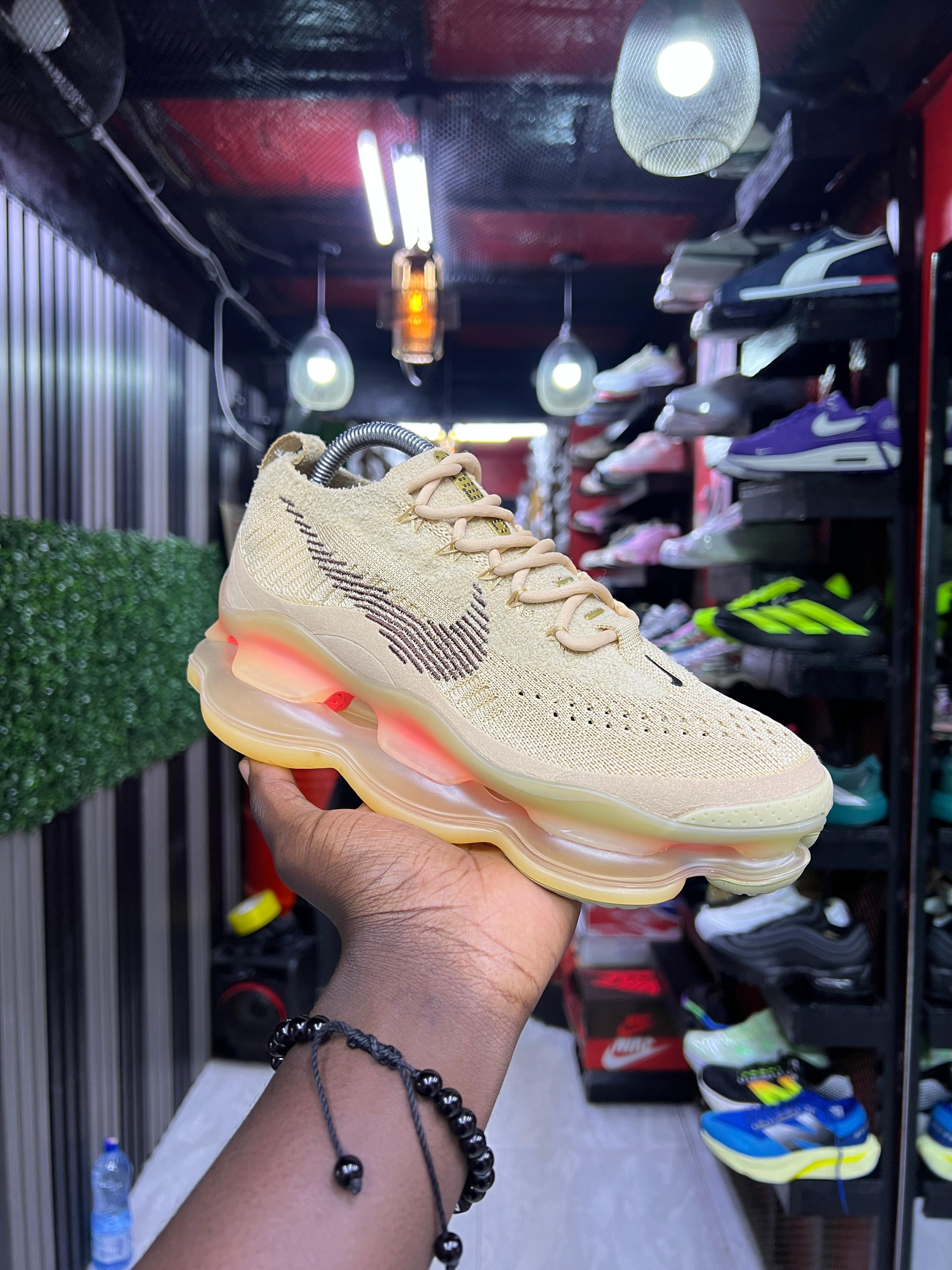 Nike Air Max Scorpion Flyknit Sneakers – Cushioned Performance Running Shoes