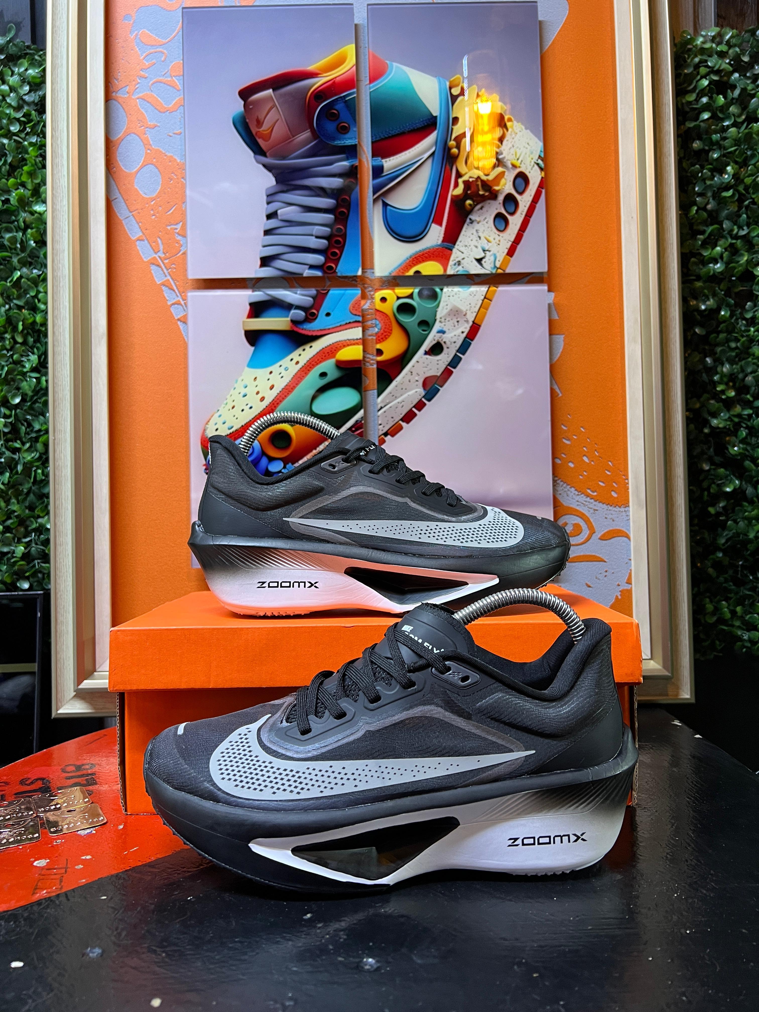 Nike ZoomX Running Shoes – Lightweight Performance Sneakers with Cushioning