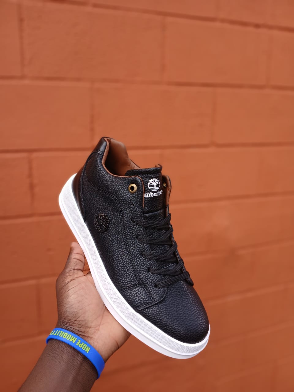 Men’s Brown Leather Casual Sneakers – Low-Top Classic Everyday Shoes